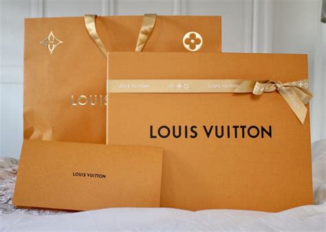 louis vuitton holiday packaging 2017|louis vuitton sustainable packaging.